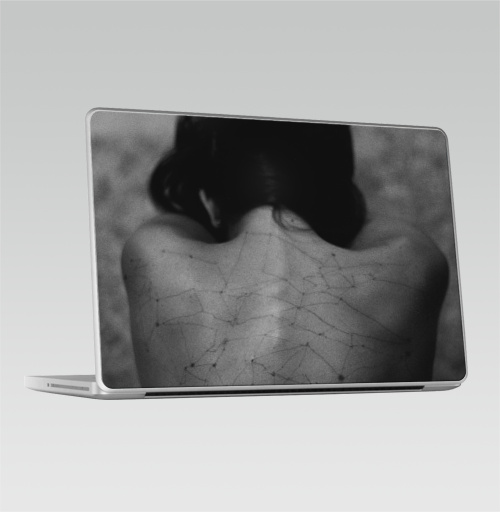 Наклейка на Ноутбук Macbook Pro 2008-2013 – Macbook Pro Живой рисунок,  купить в Москве – интернет-магазин Allskins, черно-белое, фотография, девушка