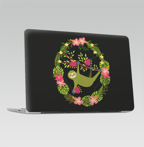 Наклейка на Ноутбук Macbook Pro 2016-2018 – Macbook Pro Touch Bar Зеленый ленивец,  купить в Москве – интернет-магазин Allskins, ленивец, зеленый, чувства, тропики, цветы, листья, монстера, розовый, шерсть, веселый