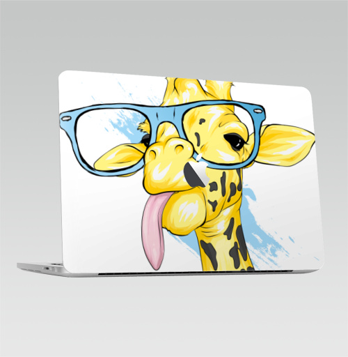 Наклейка на Ноутбук Macbook Pro 2016-2018 – Macbook Pro Touch Bar (с яблоком ) Жираф в очках,  купить в Москве – интернет-магазин Allskins, стритарт, жираф, очки, safari, животное, длинная шея, африканский