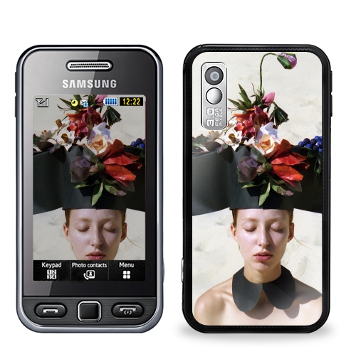 Наклейка на Телефон Samsung GT-S5230 Star Цветочница,  купить в Москве – интернет-магазин Allskins, фотография, отдых, девушка, красота, цветы, сюрреализм
