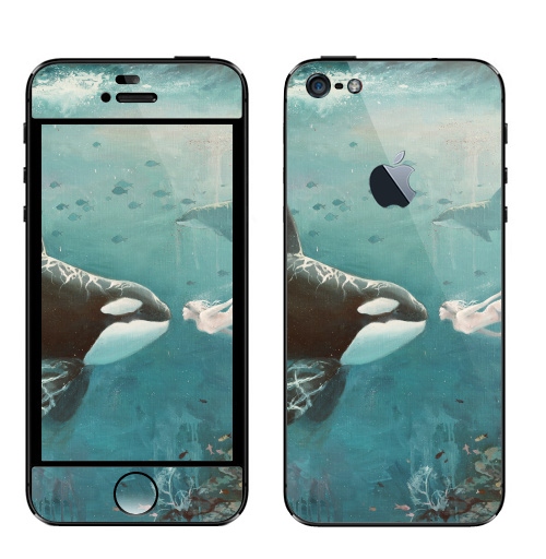 Наклейка на Телефон Apple iPhone 5 с яблоком Орка,  купить в Москве – интернет-магазин Allskins, голубой, любовь, касатка, морская, подводная, дельфины, девушка, зеленый