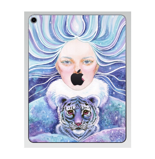 Наклейка на Планшет Apple iPad 7 2019 Девочка с тигрёнком,  купить в Москве – интернет-магазин Allskins, полёт, голубыеволосы, мальвина, симметрия, глаз, декабрь, февраль, январь, снег, волны, волосы, голубой, детские, девушка, тигра, тигры, зима