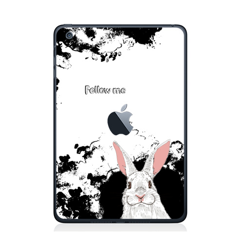 Наклейка на Планшет Apple iPad Mini c яблоком Следуй за белым кроликом,  купить в Москве – интернет-магазин Allskins, надписи на английском, заяц, белый, графика, надписи, черный, черно-белое, кролики, животные, зима