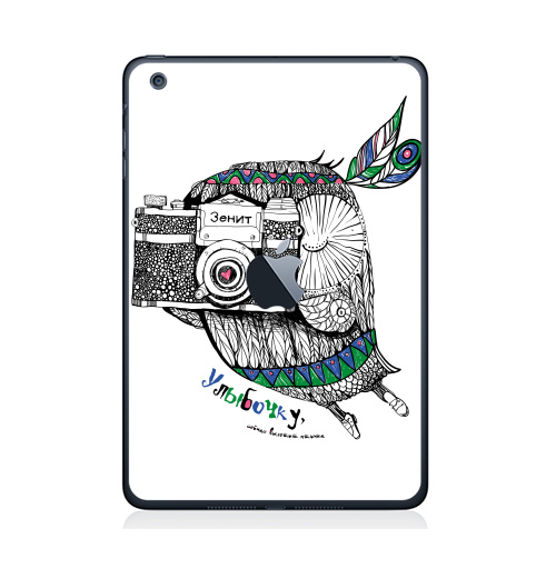 Наклейка на Планшет Apple iPad Mini c яблоком Улыбочку, сейчас вылетит птичка !,  купить в Москве – интернет-магазин Allskins, фотоаппарат, зенит, сова, улыбка, плакат