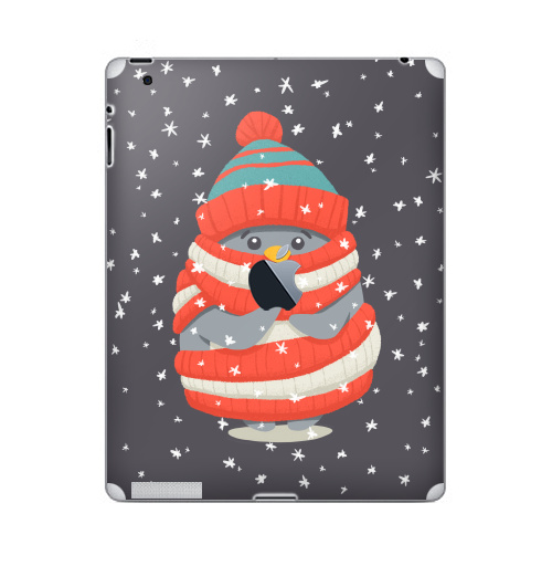 Наклейка на Планшет Apple iPad 2 / iPad 3 The new c яблоком Пингвин в шарфе и шапке,  купить в Москве – интернет-магазин Allskins, новый год, зима, лес, пингвин, снег, шапка, шарф, замерз