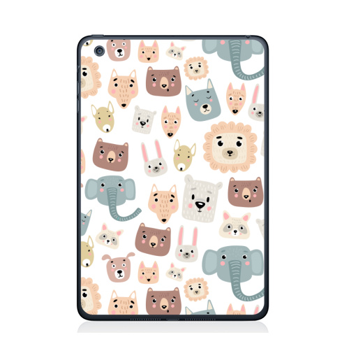 Наклейка на Планшет Apple iPad Mini 4 Зверята,  купить в Москве – интернет-магазин Allskins, лев, слоны, собаки, енот, медведь, детские, питбуль, заяц