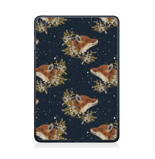 Наклейка на Планшет Apple iPad Mini 4 Зимние лисички.,  купить в Москве – интернет-магазин Allskins, зима, лиса, омела, снег, лису, листья