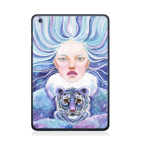 Наклейка на Планшет Apple iPad Mini 4 Девочка с тигрёнком,  купить в Москве – интернет-магазин Allskins, полёт, голубыеволосы, мальвина, симметрия, глаз, декабрь, февраль, январь, снег, волны, волосы, голубой, детские, девушка, тигра, тигры, зима