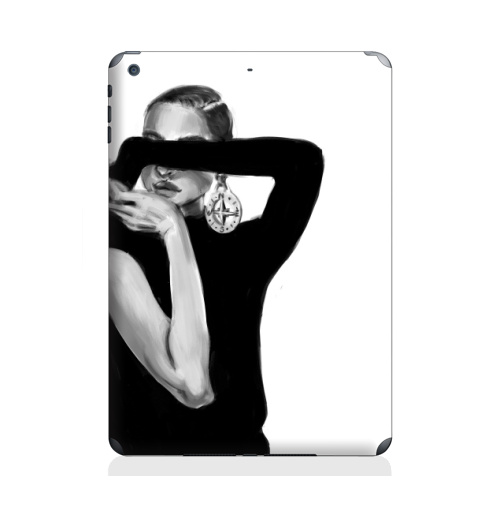 Наклейка на Планшет Apple iPad Air Девушка с сережкой,  купить в Москве – интернет-магазин Allskins, девушка, модели, черно-белое, сережка, компас, мода
