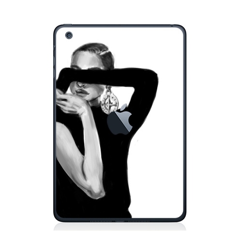 Наклейка на Планшет Apple iPad Mini 1/2/3  с яблоком Девушка с сережкой,  купить в Москве – интернет-магазин Allskins, девушка, модели, черно-белое, сережка, компас, мода