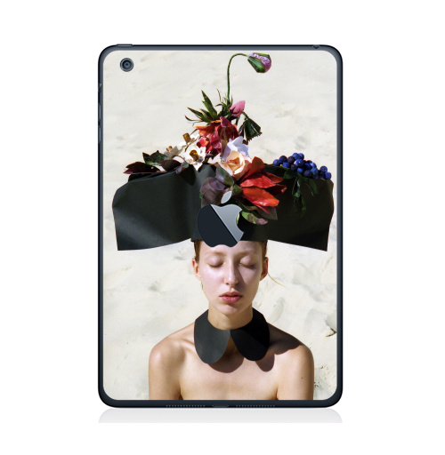 Наклейка на Планшет Apple iPad Mini 1/2/3  с яблоком Цветочница,  купить в Москве – интернет-магазин Allskins, фотография, отдых, девушка, красота, цветы, сюрреализм