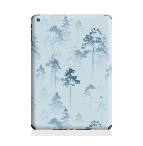 Наклейка на Планшет Apple iPad Air 2 Лес. Туман,  купить в Москве – интернет-магазин Allskins, лес, деревья, сосны, туман, птицы, природа, пейзаж, небо, полёт