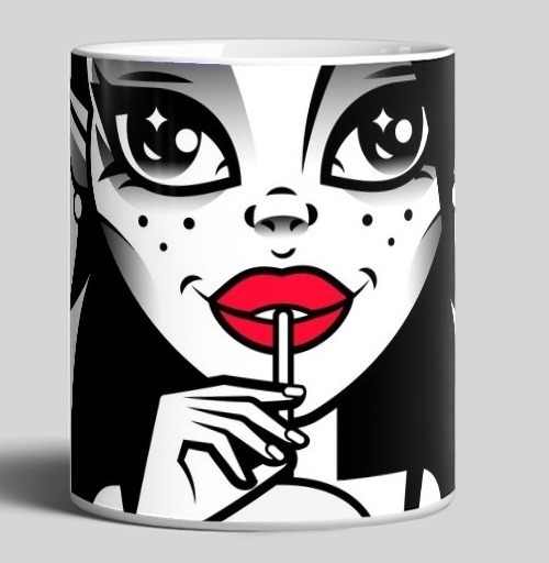 Фотография футболки Stylish Demon Girl Drinking Coffee / Стильная Демонесса Пьет Кофе Сердце