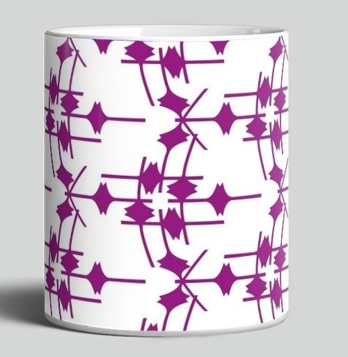 Фотография футболки Геометрический узор фуксия на сером Abstract Fuchsia Grey Pattern