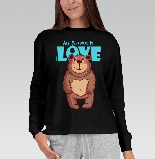Фотография футболки All You Need Is Love