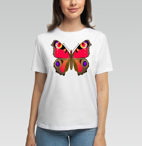 Фотография футболки Бабочка павлиний глаз