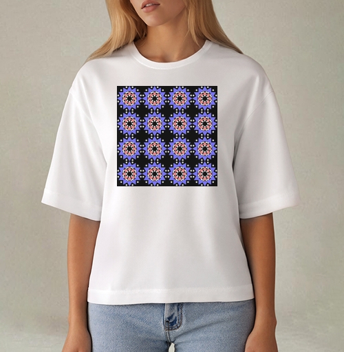 Фотография футболки Lavender abstract pattern with stars / Абстрактный лавандовый паттерн в современном стиле
