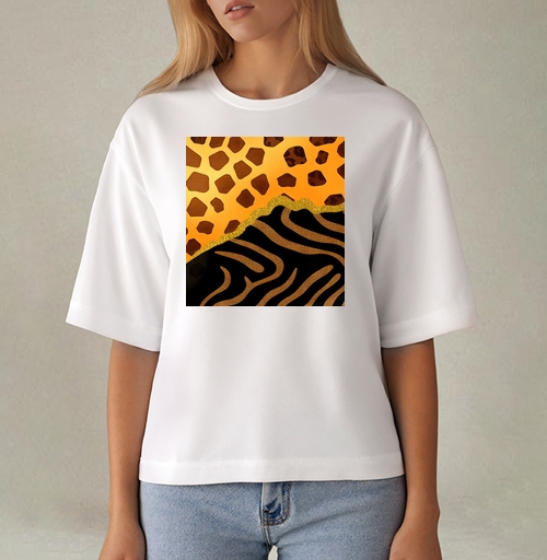 Фотография футболки Golden animal print / Золотой анималистичный паттерн зебры и жирафа