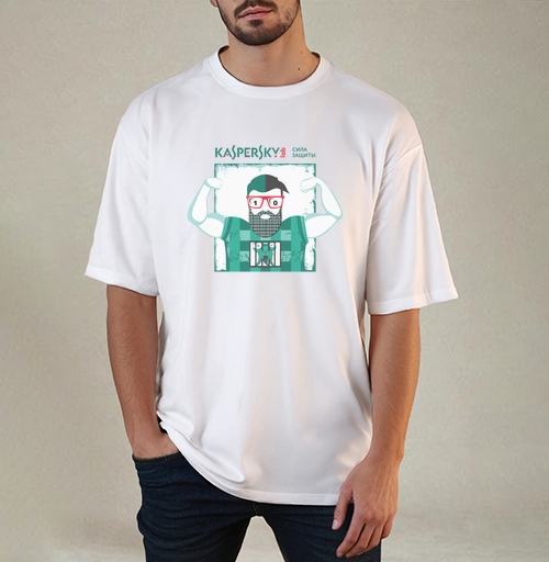 Фотография футболки Мощь цифровой защиты с символикой Kaspersky