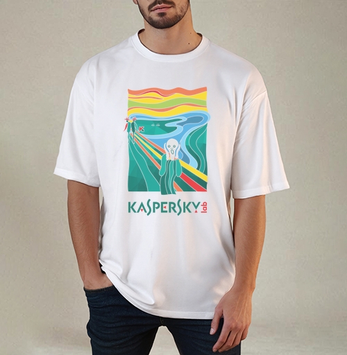 Фотография футболки Современная Интерпретация «Крика» с Логотипом Kaspersky