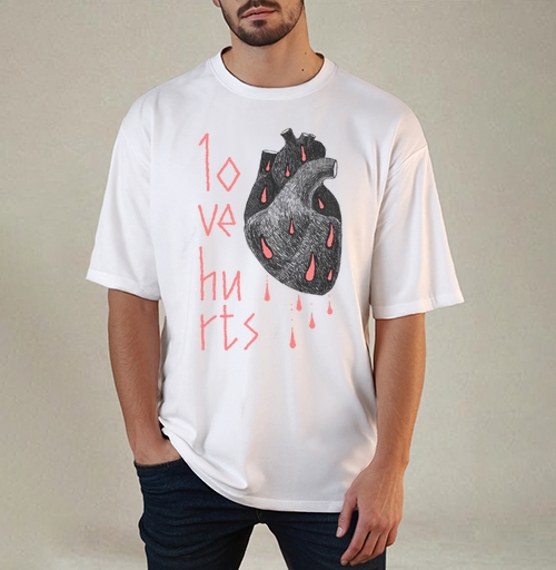 Фотография футболки Love hurts! / Любовь ранит!