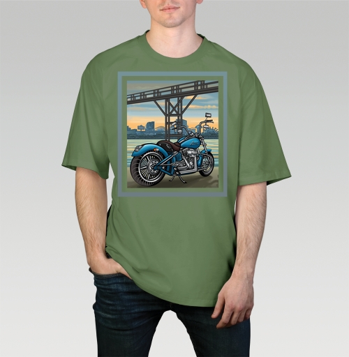 Фотография футболки Мотоцикл голубой город мост реки