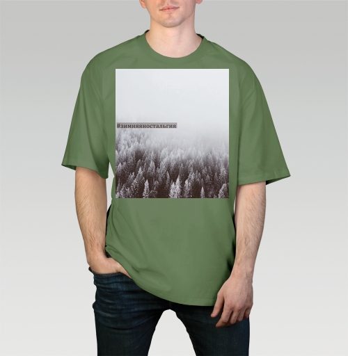 Фотография футболки Winter Nostalgia Forest – Зимняя ностальгия окутывает густой хвойный лес