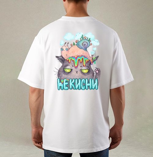 Фотография футболки Унылый кот с яркой улиткой и радужными каплями