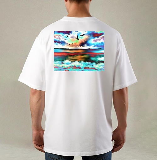 Фотография футболки Свободный полет птиц на фоне красочного заката над озером