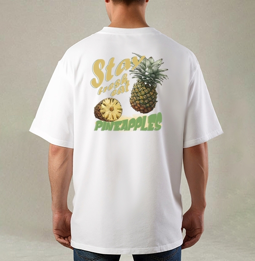 Фотография футболки Свежий ананас с натуральной текстурой и надписями pineapples