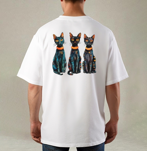 Фотография футболки Три черных кота с оранжевыми глазами / Three Black Cats with Orange Eyes