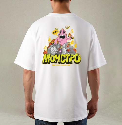 Фотография футболки Энергичный Pink Monster / Розовый монстр рушит серый город и мегаполис в огне