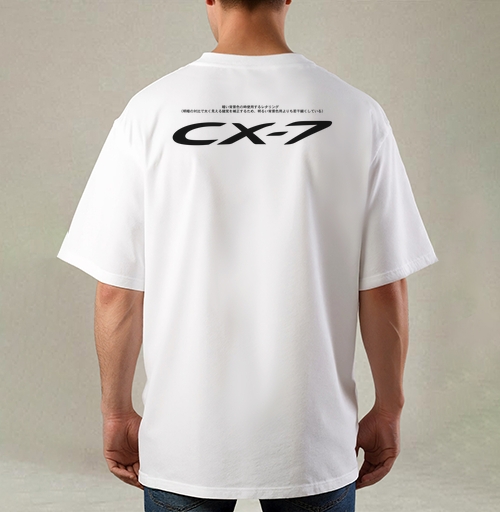 Фотография футболки Lettering CX-7 / Леттеринг CX-7 оптическая коррекция шрифта на темном фоне