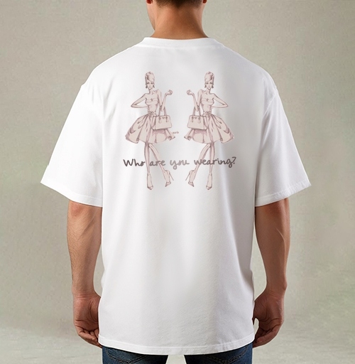 Фотография футболки Who are you wearing? / Кто на тебе?