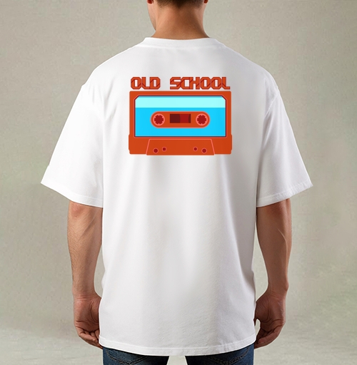 Фотография футболки Яркая ретро аудиокассета OLD SCHOOL – стиль и ностальгия
