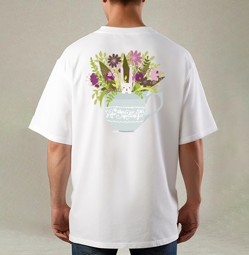 Фотография футболки Весенний кролик в чашке с цветами – милый декор