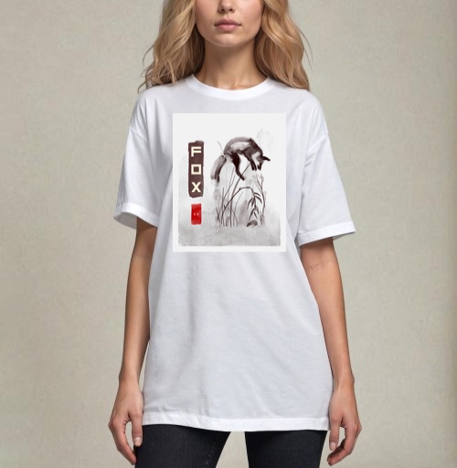 Фотография футболки Акварельная лиса в прыжке над травой