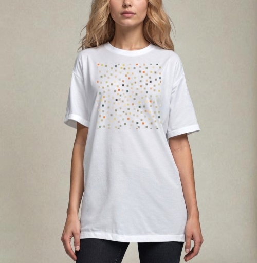 Фотография футболки Абстрактные квадраты приглушённых оттенков на сером фоне