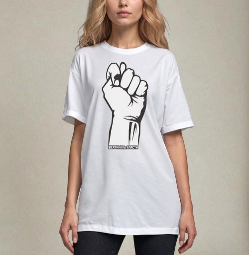 Фотография футболки Raised Fist / Поднятый кулак символ сопротивления и вертикаль власти плакат