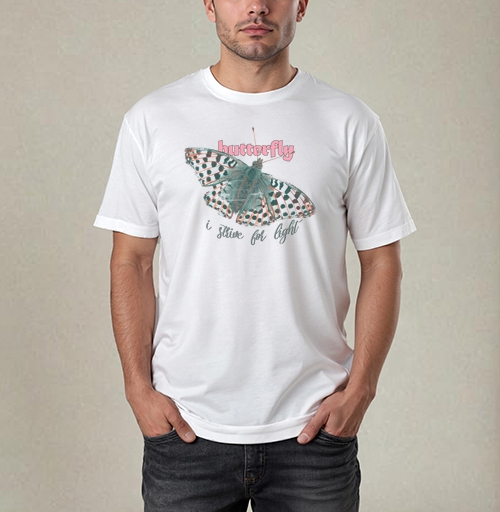 Фотография футболки Хрупкая бабочка стремится к свету i strive for light