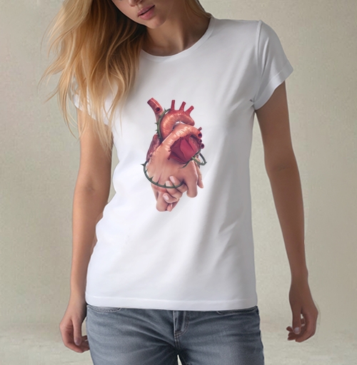 Фотография футболки Сердце и роза: любовь через боль и связь