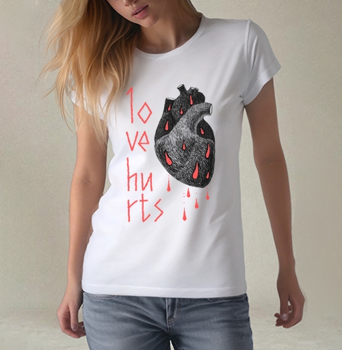 Фотография футболки Love hurts! / Любовь ранит!