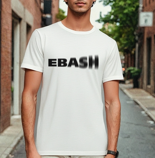 Фотография футболки Динамичный текст EBASIII с эффектом размытия