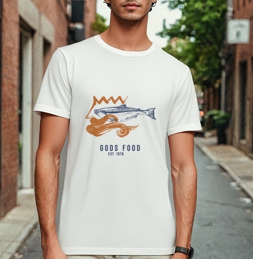 Фотография футболки Морская рыба с короной и надписью Еда богов основано в 1978 году