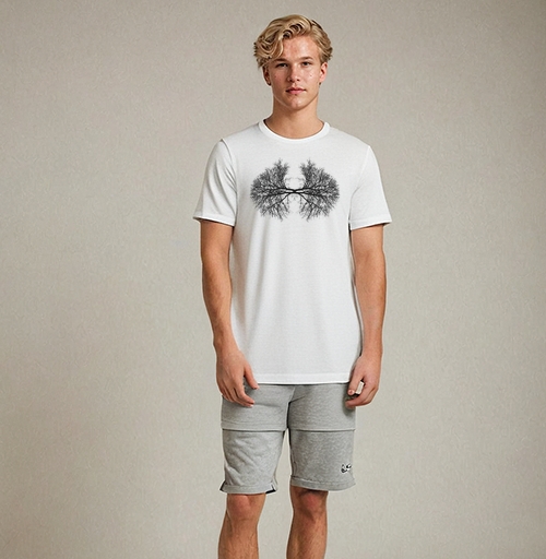 Фотография футболки Легкие планеты: графика природы и человека