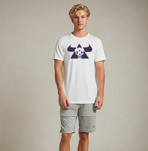 Фотография футболки TRIANGLE SKULL BULL / Череп быка в треугольнике