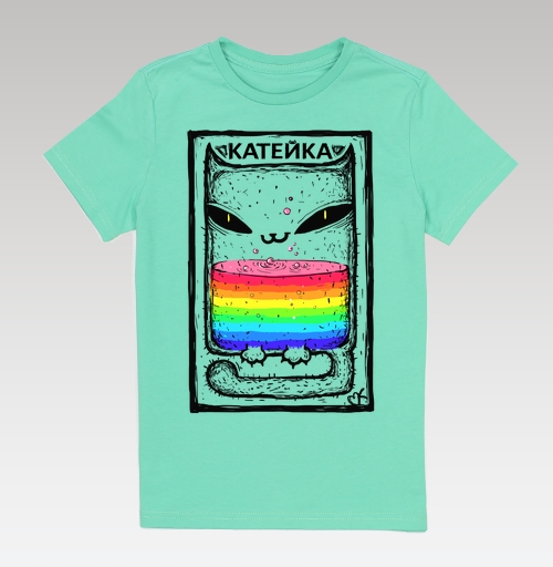 Фотография футболки Катейка с радугой
