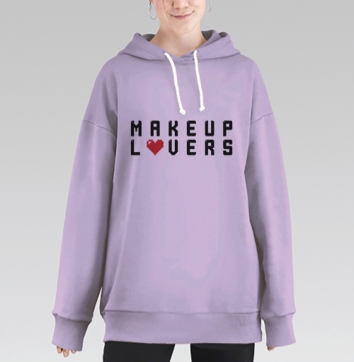 Фотография футболки MAKEUP LOVERS — пиксельный арт с красным сердцем
