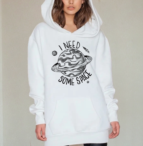 Фотография футболки Космическая сцена с игрой слов I NEED SOME SPACE