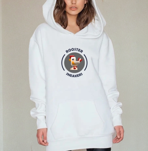 Фотография футболки Логотип ROOSTER Sneakers с петухом в кроссовках